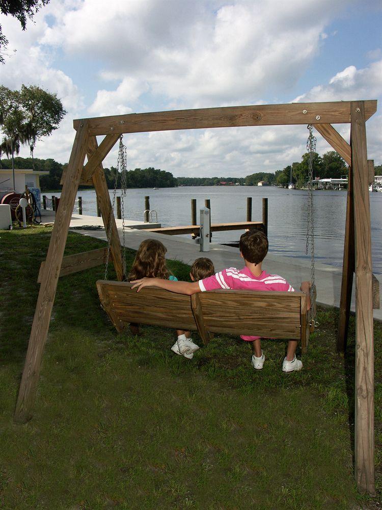 Big River Marina & Lodge Astor Exterior photo